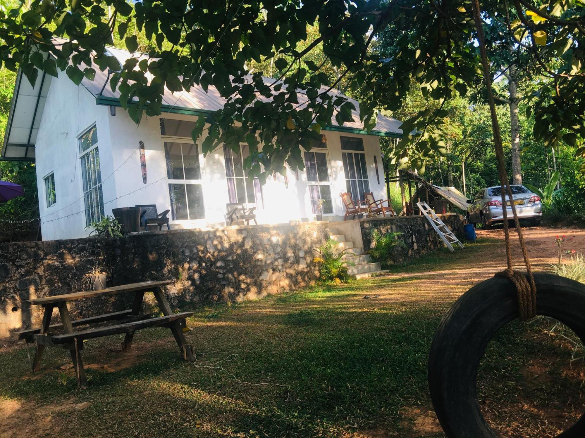 Little Wood Villa And Retreats Doluwa Κάντι Εξωτερικό φωτογραφία